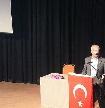 Seferihisar’da öğrenmenin yaşı yok: 3. Yaş Üniversitesi’nde güz dönemi başladı